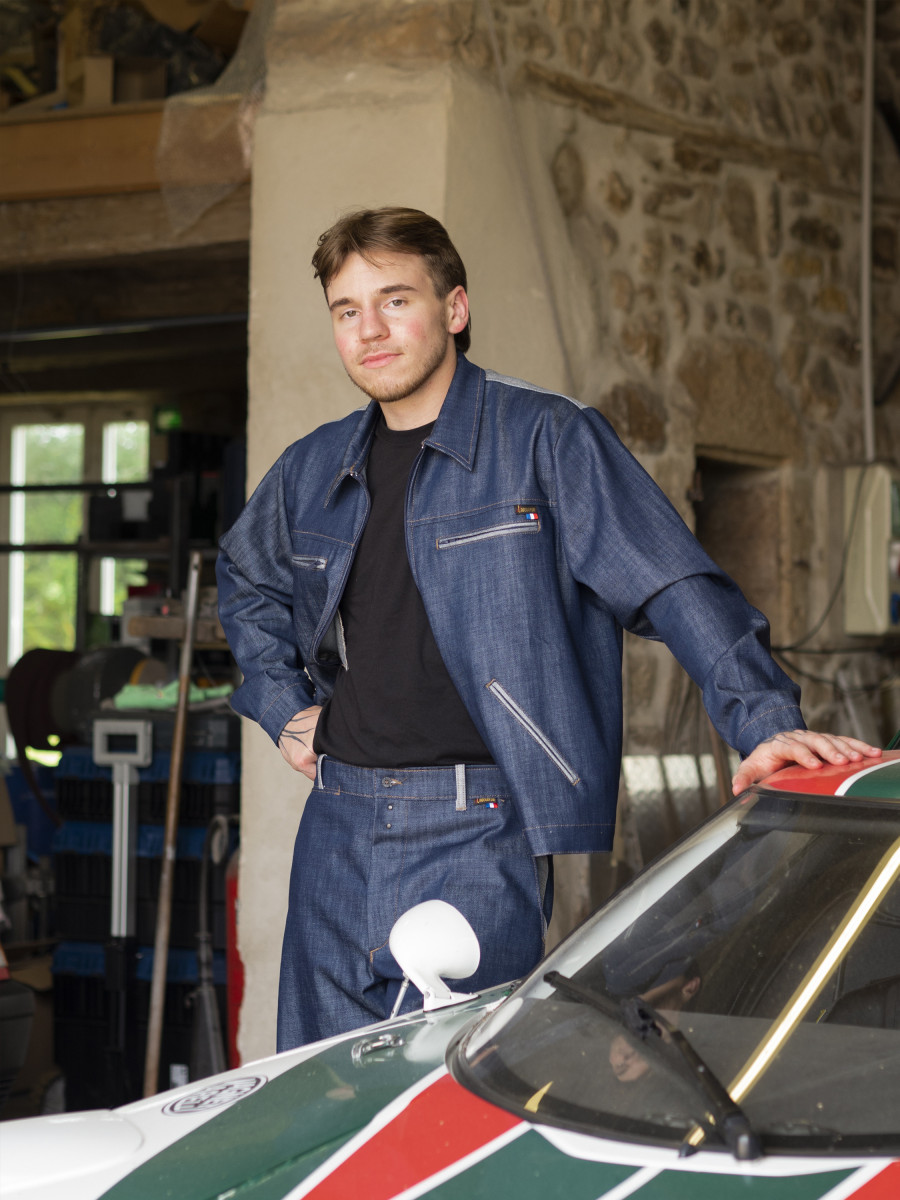 Blouson costaud porté par un homme